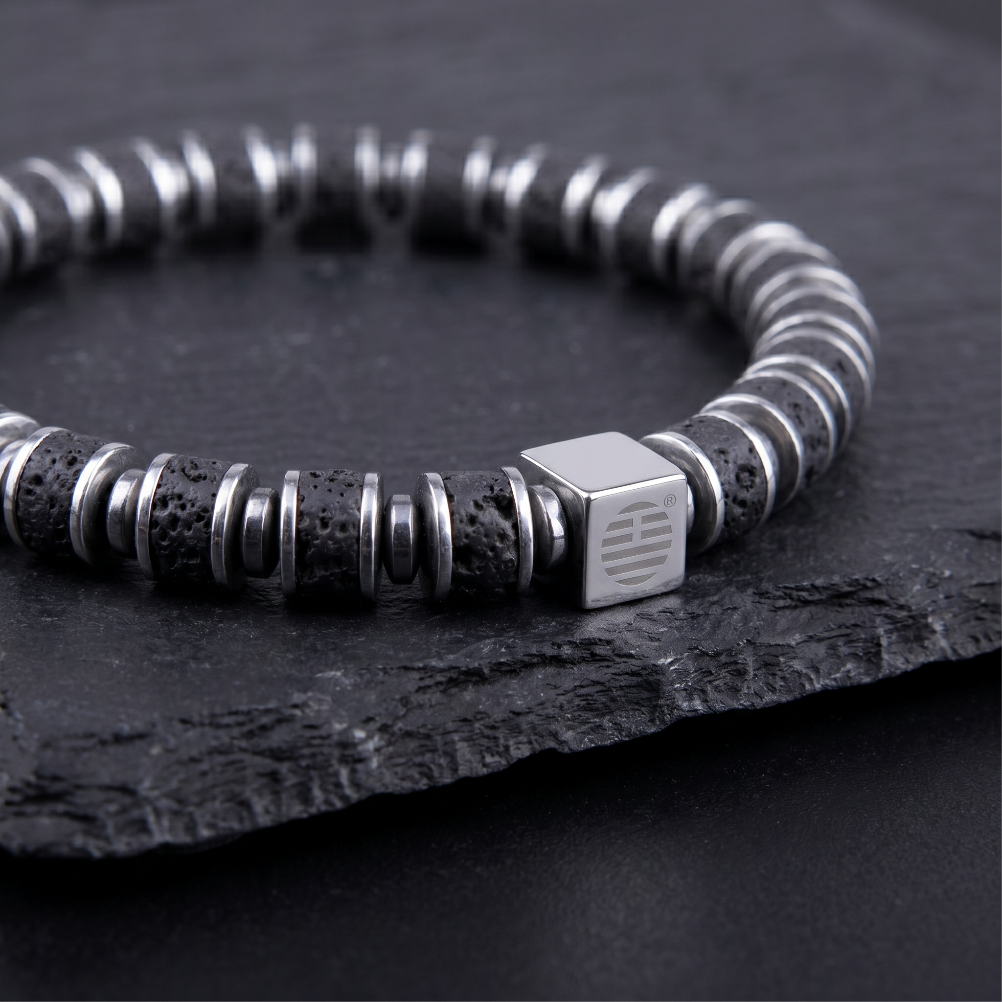 Minimalist — Black Lava (FR6mm)
